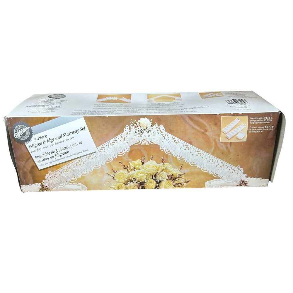 Wilton Vintage 1998 White Filigree Wedding Cake Bridge and Staircase Set 90s NEW